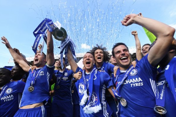 港股T+0配资 英超太难了😢切尔西已8年未夺英超，但这期间包揽三大杯+世俱杯